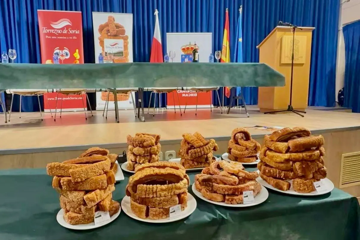 Torreznos presentados a la cata del concurso El Mejor Torrezno del Mundo